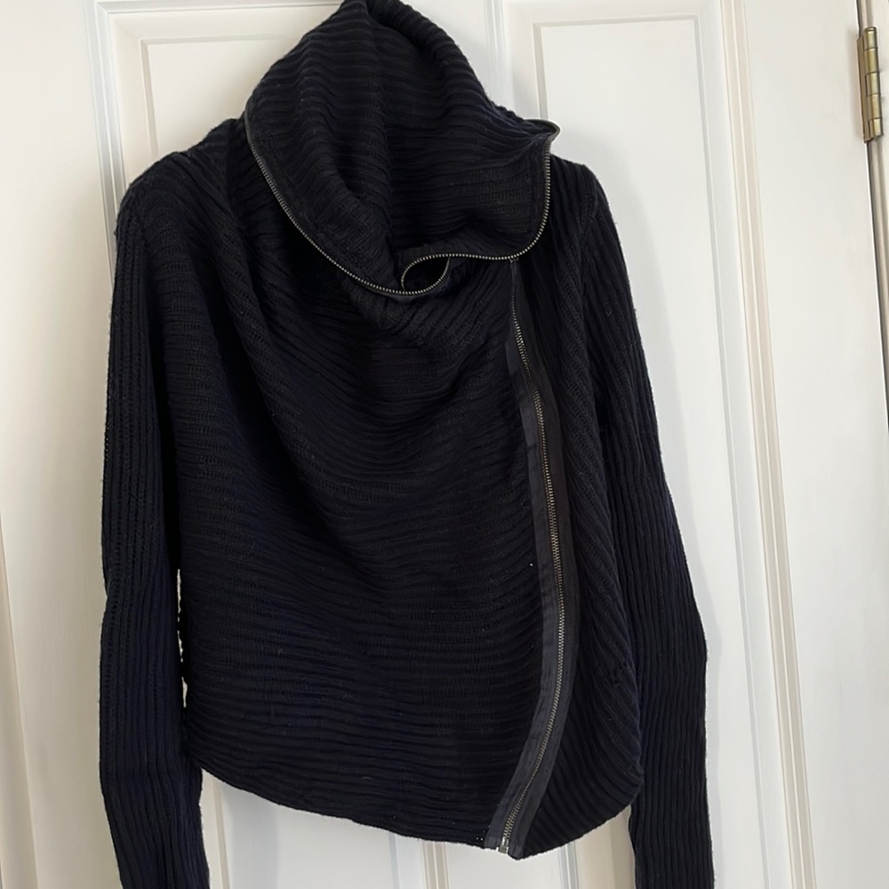 Elie Tahari cardigan in dark navy